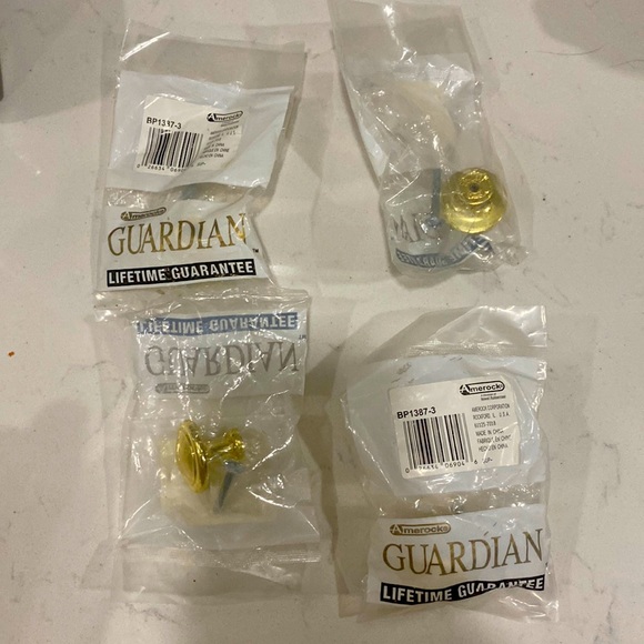 Lot of 16 Amerock  Mushroom Style Gold Tone Drawer Cabinet Knob Handle 1.25" - Picture 1 of 13